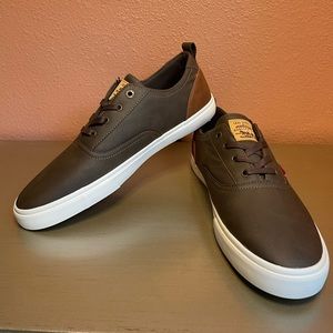 New in box, Levi Size 12 Mens Sneaker